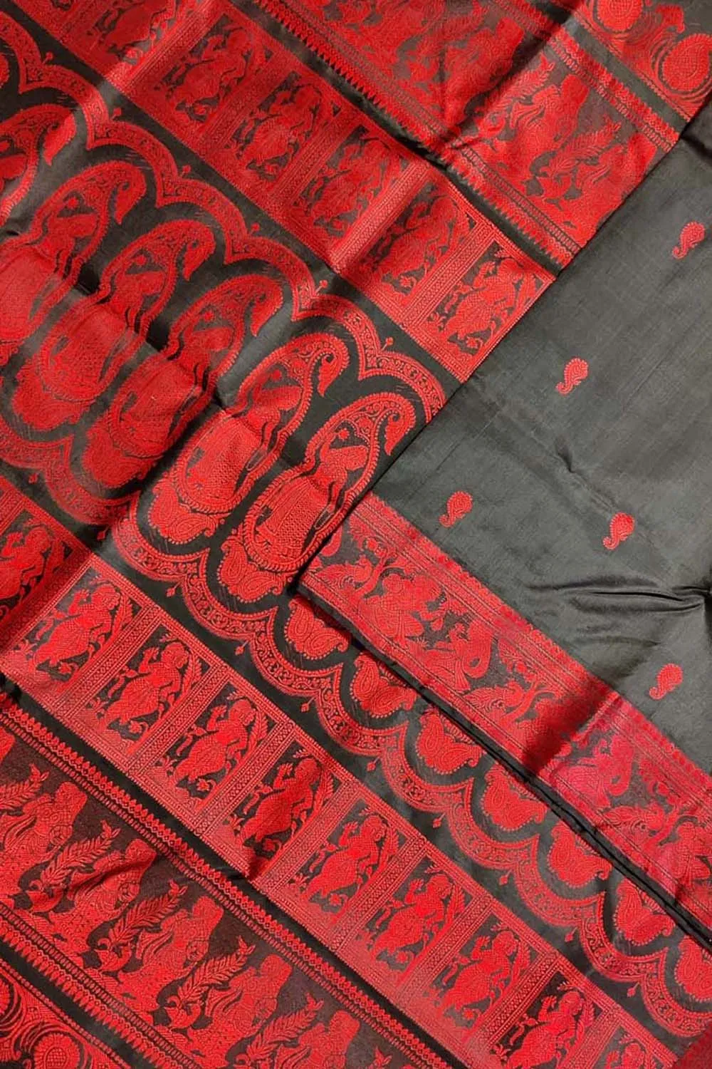 Exquisite Black Baluchari Pure Silk Handloom Saree