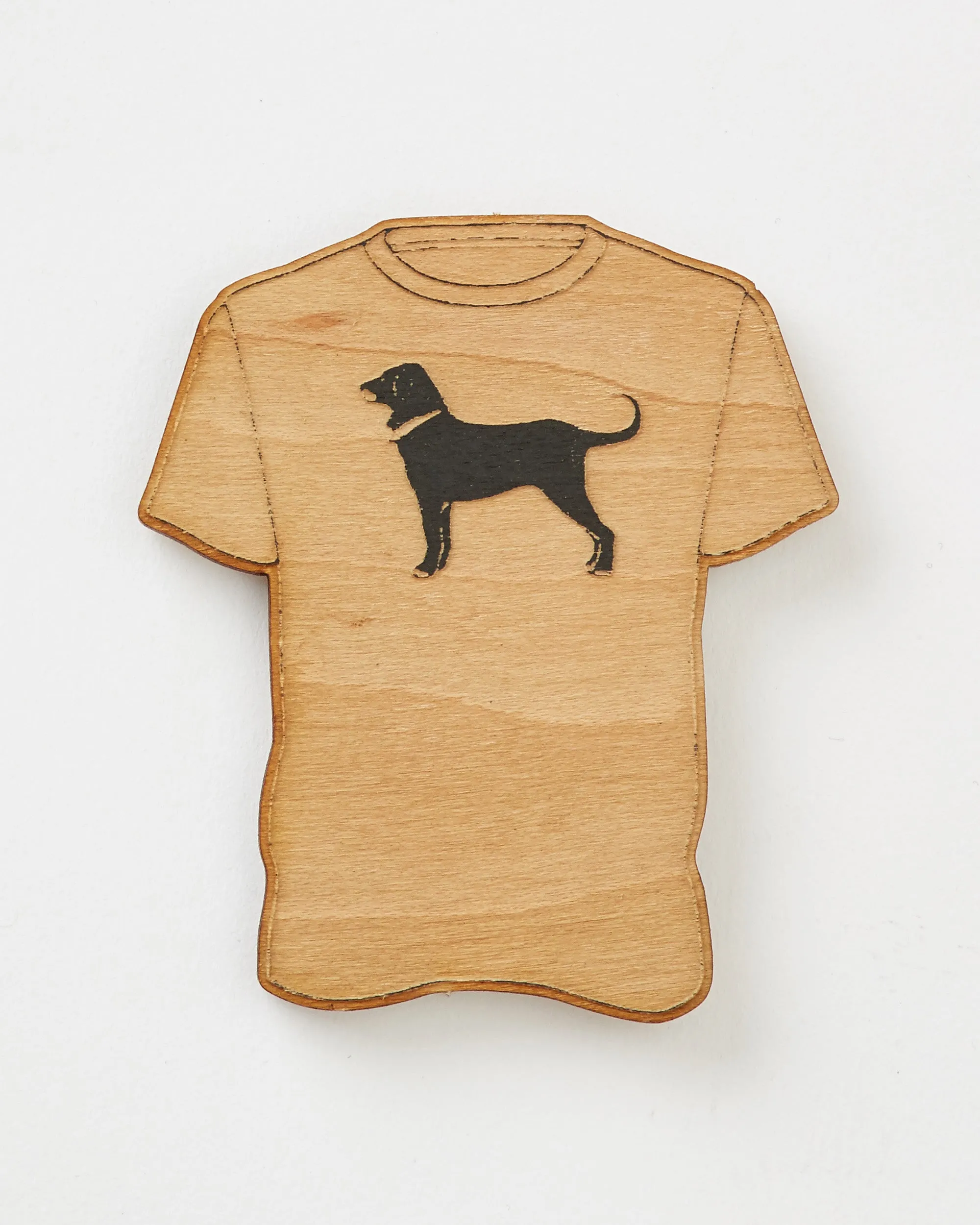 Black Dog T-Shirt Natural Wood Magnet