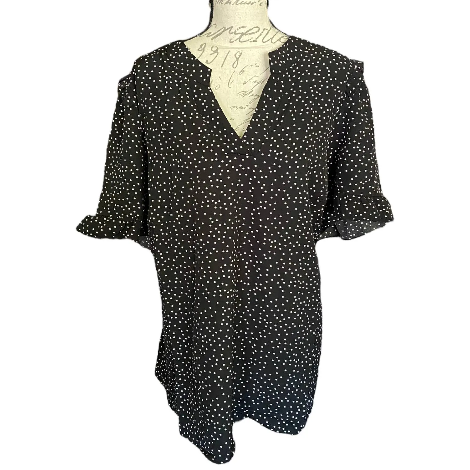 Bloomchic 2 Black & Green Polka Dot V Neck Shirts Size 18/20 NEW