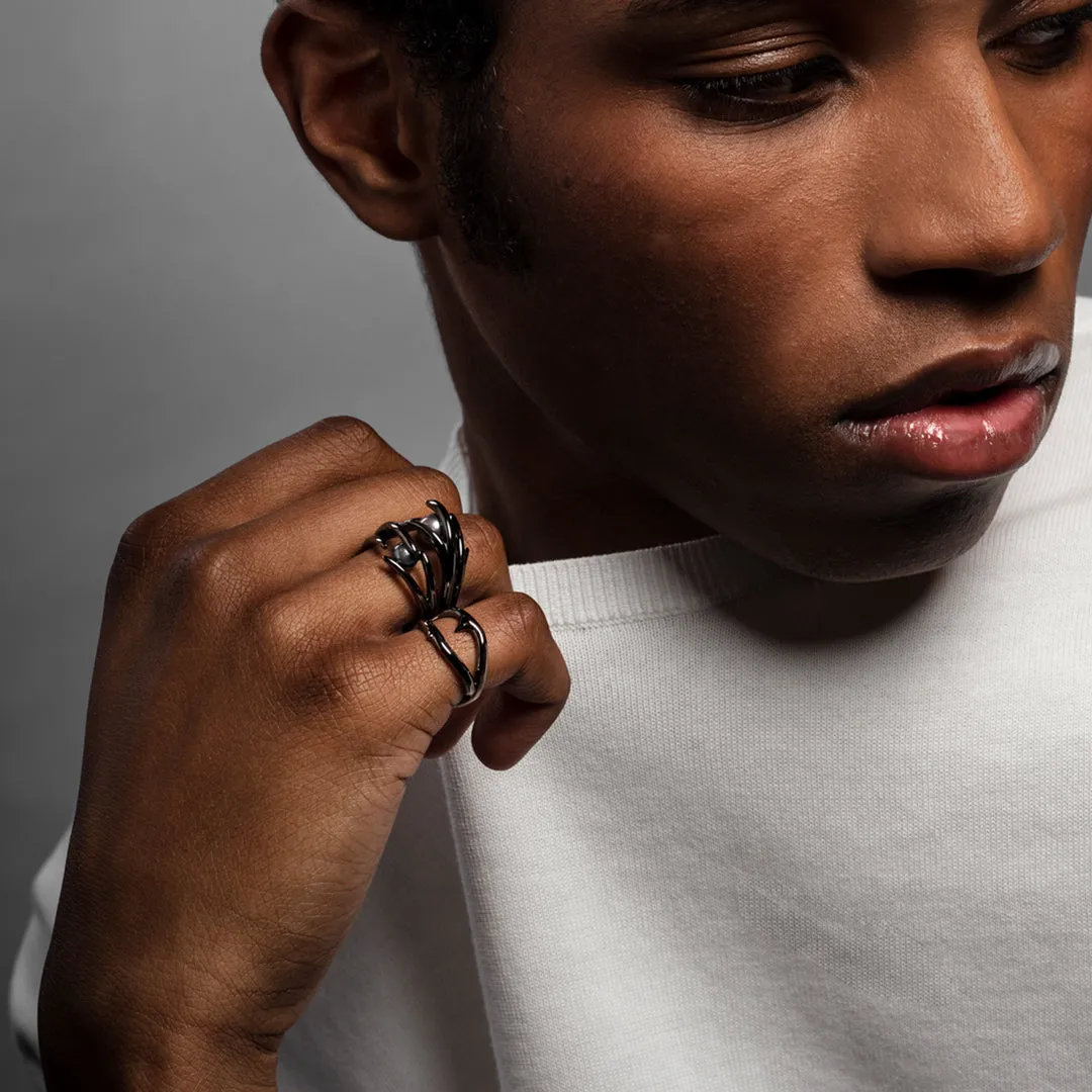 Hooked Pearl Ring - Black Rhodium & Black Pearl